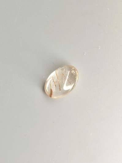 Rutiilikvartsi 9.5 ct, ovaali