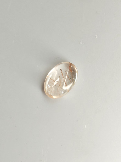 Rutiilikvartsi 9.5 ct, ovaali