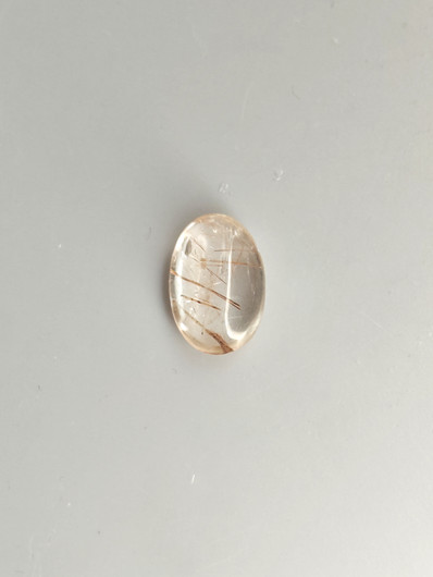Rutiilikvartsi 9.5 ct, ovaali