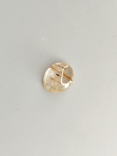 Rutiilikvartsi 2.2 ct, ovaali