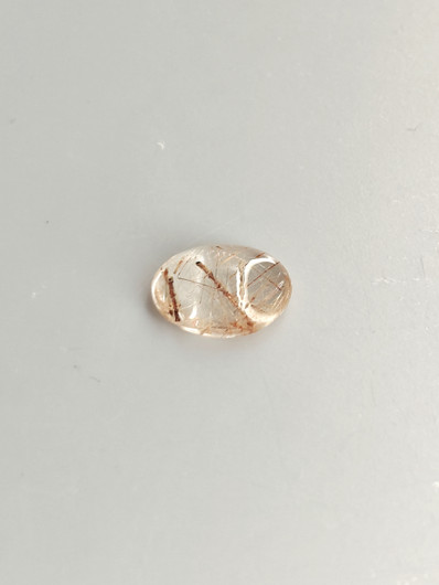 Rutiilikvartsi 2.4 ct, ovaali