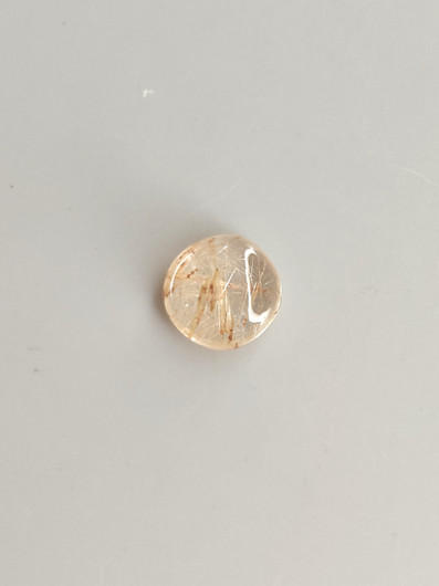 Rutiilikvartsi 2.2 ct, pyöreä