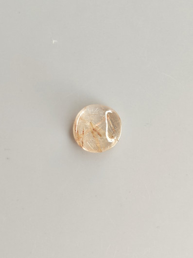 Rutiilikvartsi 2.2 ct, pyöreä