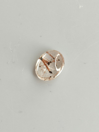 Rutiilikvartsi 1.2 ct, ovaali