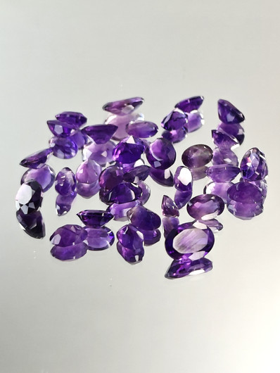 Ametisti erä (4x3 -7x5 mm) ovaali