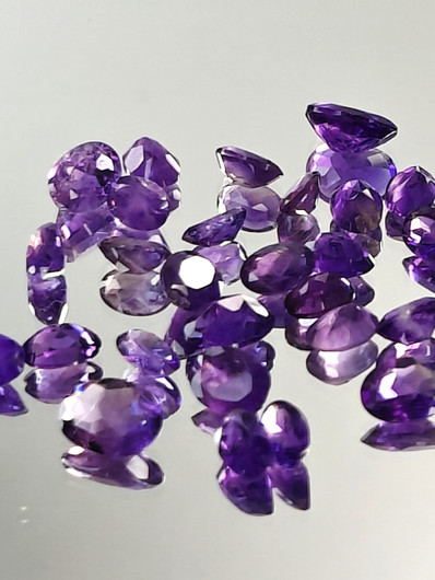 Ametisti erä (4x3 -7x5 mm) ovaali