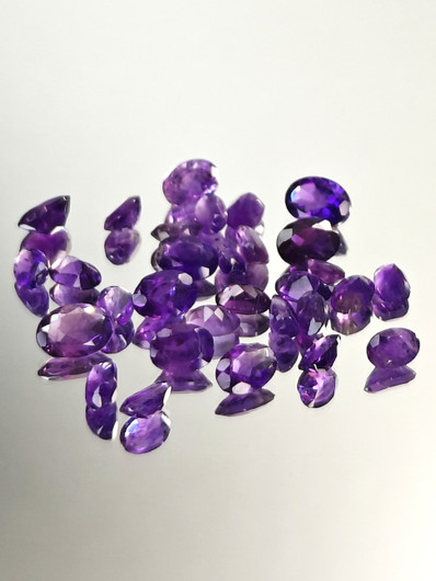 Ametisti erä (4x3 -7x5 mm) ovaali