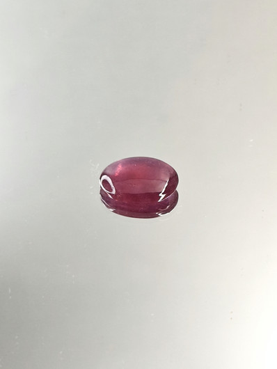 Rubiini 4,9 ct ovaali