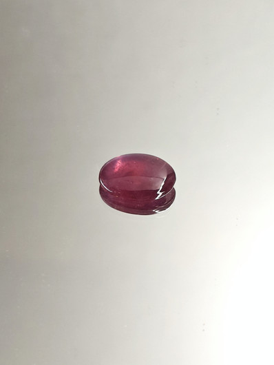 Rubiini 4,9 ct ovaali