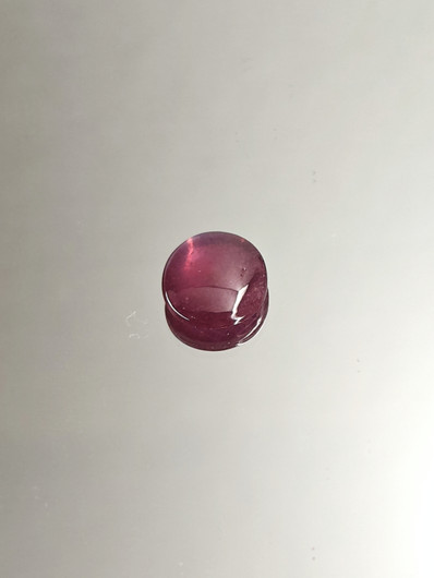Rubiini 4,9 ct ovaali