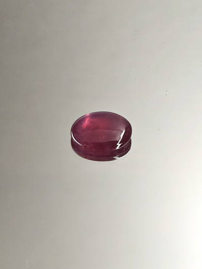 Rubiini 4,9 ct ovaali