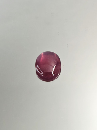 Rubiini 4,9 ct ovaali