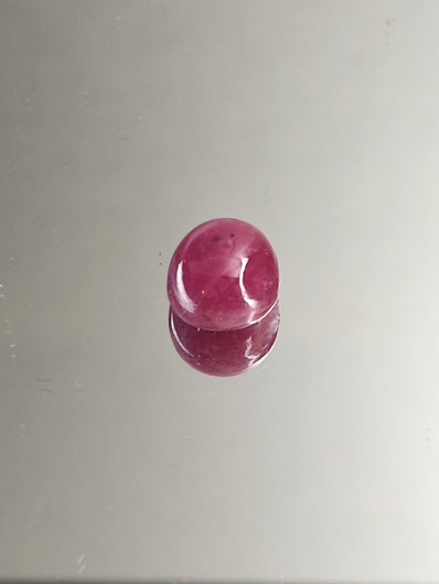 Rubiini 8,1 ct ovaali