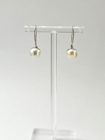 Vintage silver pearl earrings