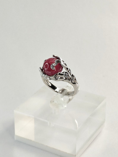 yksilöllinen säädettävä hopeasormus aidolla Safiirillä 