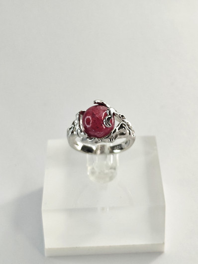 yksilöllinen säädettävä hopeasormus aidolla Safiirillä 