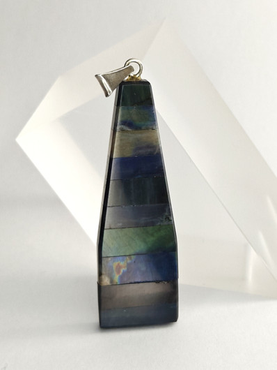 Vintage hopeinen spektroliitti riipus