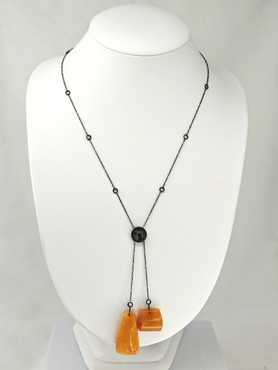 Vintage yksilöllinen hopeinen kaulakoru suurilla Itä-meren meripihkoilla