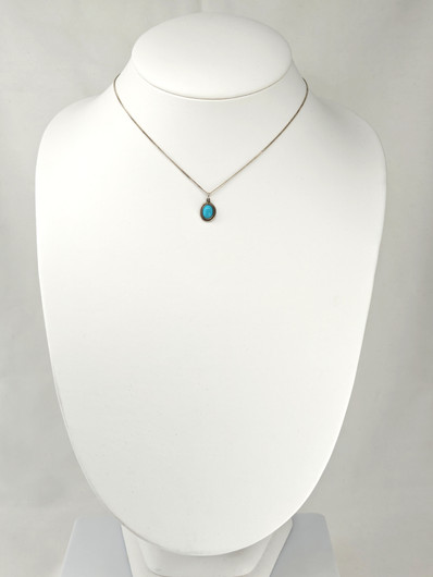 Vintage hopeinen turkoosi riipus ketjulla