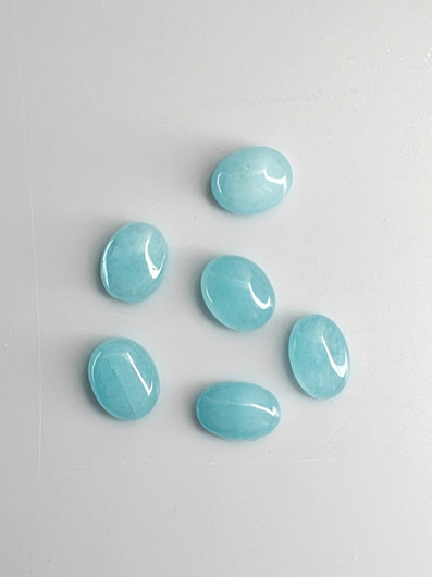 Turkoosi erä ( 9 x 7 - 9 x 6 mm) ovaali