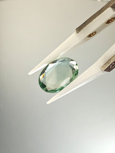 Fluoriitti 6,4 ct, ovaali