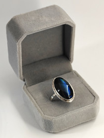 Vintage hopeasormus labradoriitillä