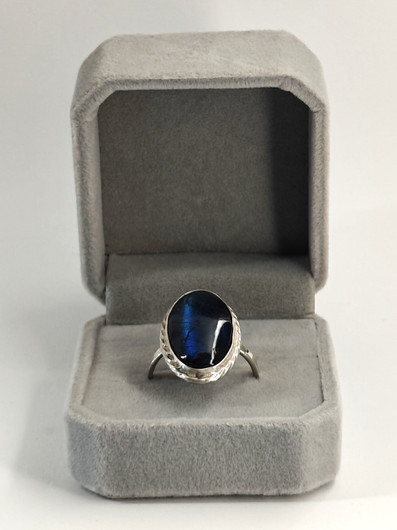 Vintage hopeasormus labradoriitillä