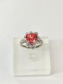 Individual adjustable silver ring with moissanite