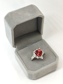 Individual adjustable silver ring with moissanite