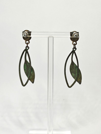 Vintage korvakorut korukivillä