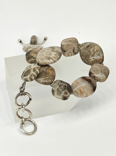 Vintage hopeinen fossiili rannekoru 