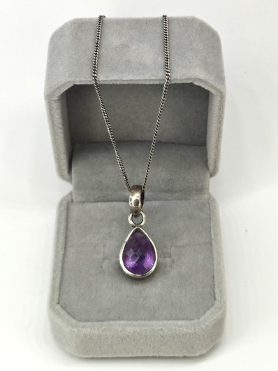 Vintage hopeinen ametisti riipus ketjulla