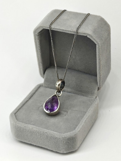 Vintage hopeinen ametisti riipus ketjulla