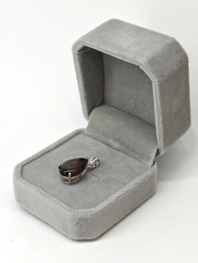 yksilöllinen hopeariipus  Savukvartsilla