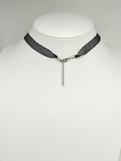 Vintage kaulakoru korukivellä