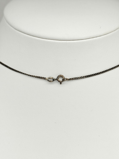 Vintage hopeinen riipus korukivillä