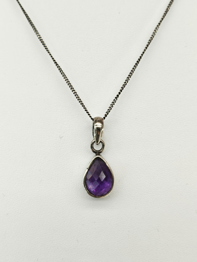 Vintage hopeinen ametisti riipus ketjulla