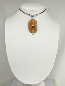 Vintage puinen riipus Itä-meren Meripihkalla