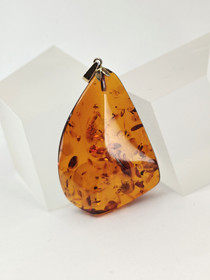 Vintage pendant with big Baltic Amber 
