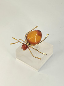Vintage Baltic amber brooch