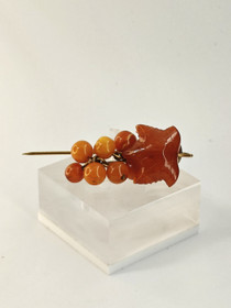 Vintage Baltic amber brooch