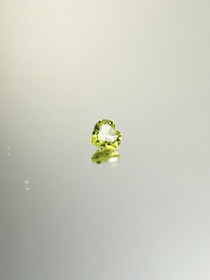 Peridot 0,3 ct heart