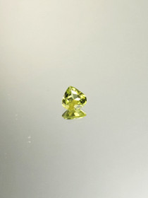 Peridot 0,6 ct pear