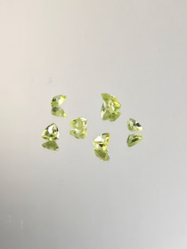 Peridot lot (4-3 mm) triangle