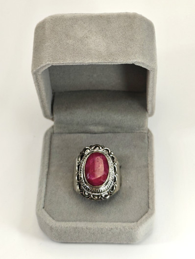Vintage silver ring with ruby