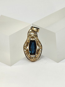 Vintage hopeinen riipus koriste kivellä