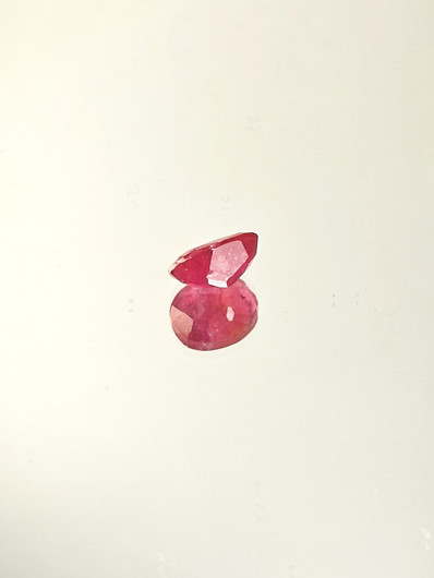 Ruby 3 ct oval