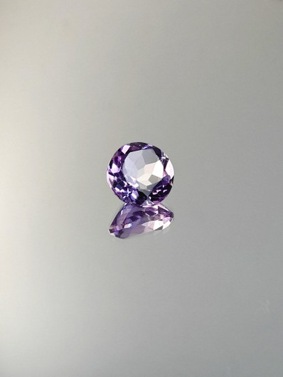 Ametisti 5,5 ct pyöreä