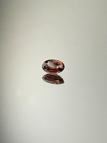 Zircon 1,6 ct oval