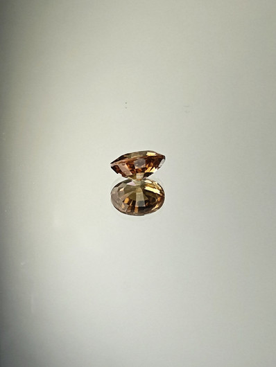 Zircon 2 ct oval